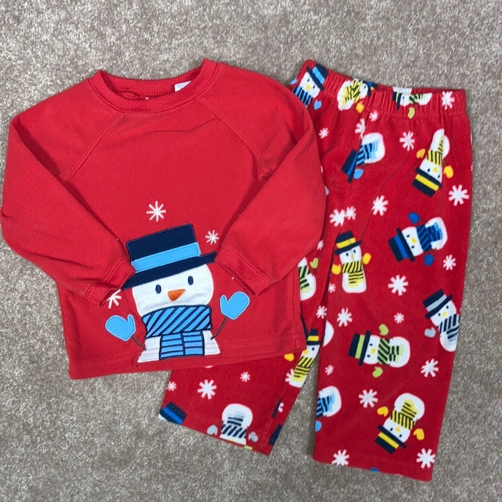 5/$20 Babies r us 18 month fleece snowman pajamas